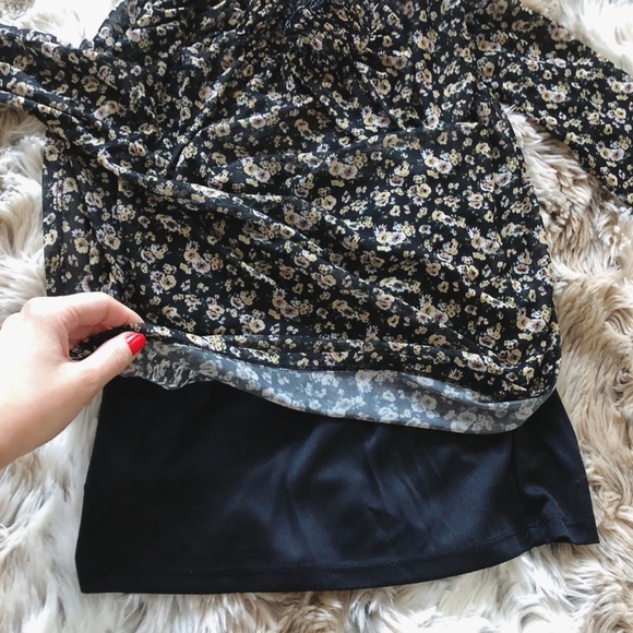 Floral Blouse - Picture 2 of 5